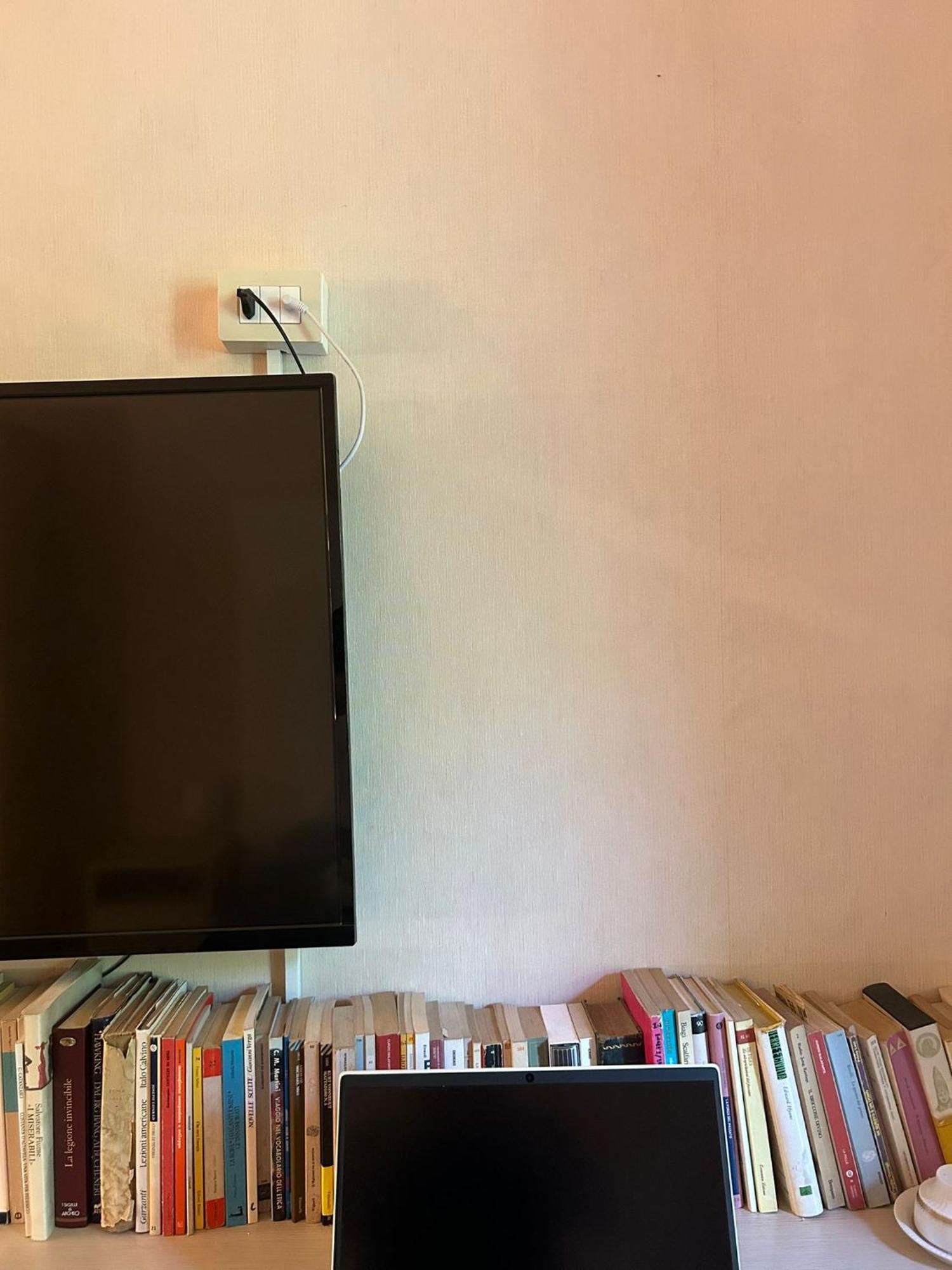 Bed And Books Bed & Breakfast คาตาเนีย ภายนอก รูปภาพ